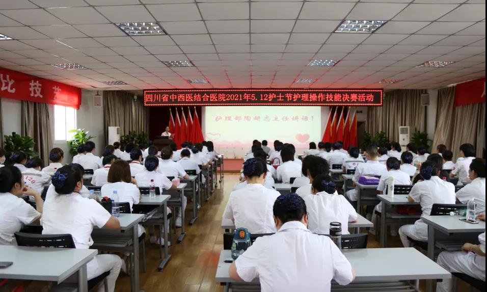  多特蒙德推出限量版百年纪念球衣  